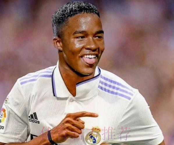 科贝:皇马正考虑将恩德里克外租 但球员希望留队